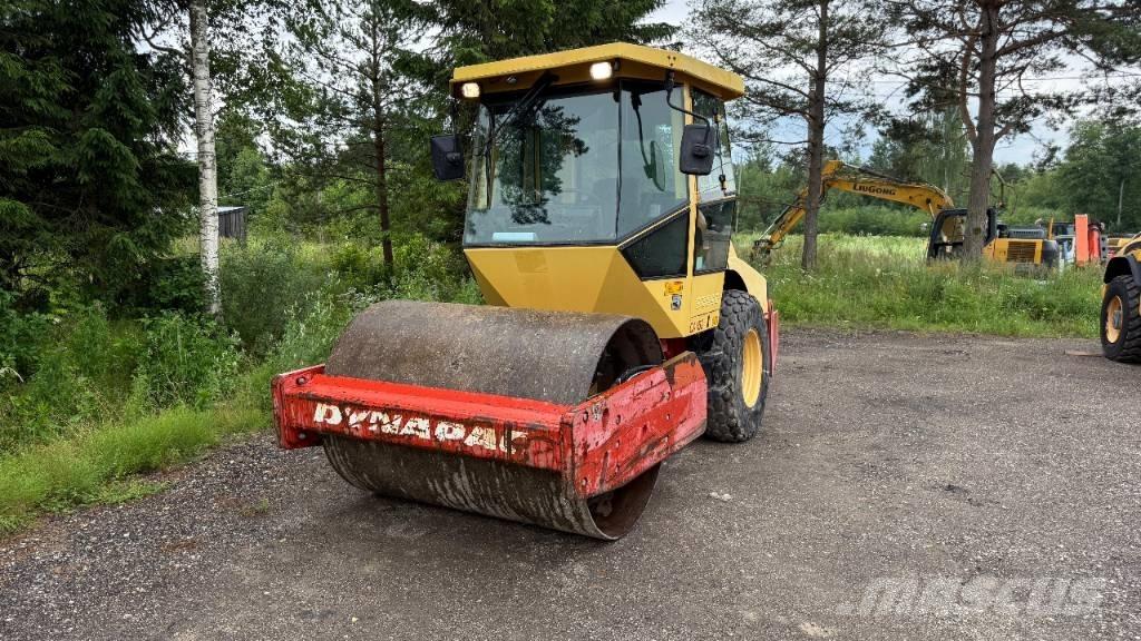 Dynapac CA152D Yksivalssijyrät