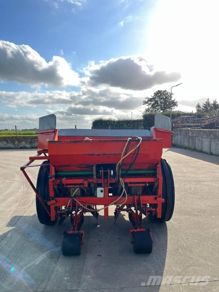 Structural PM 20 Perunanistutuskoneet