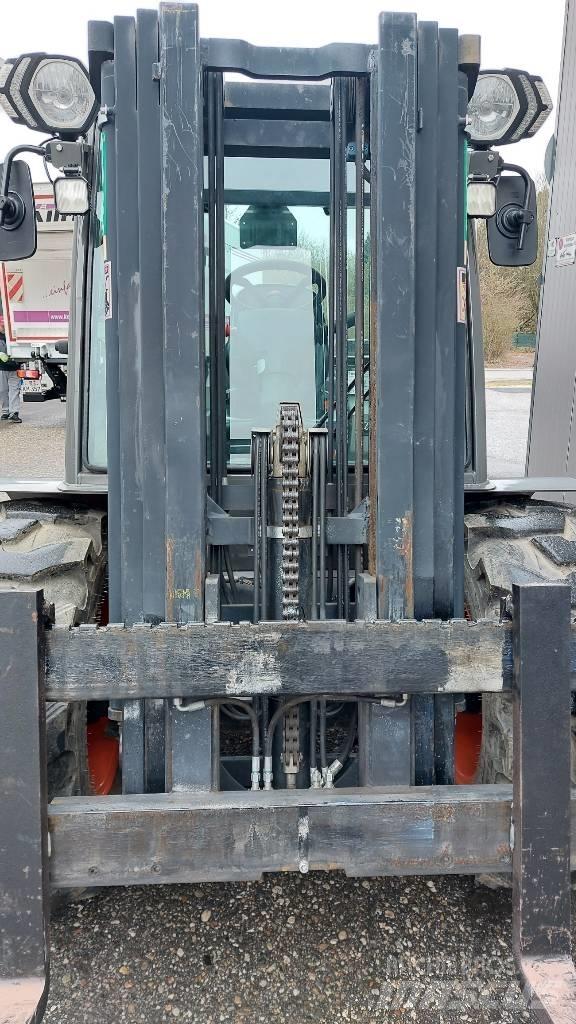 Ausa C 351 H4X Dieseltrukit