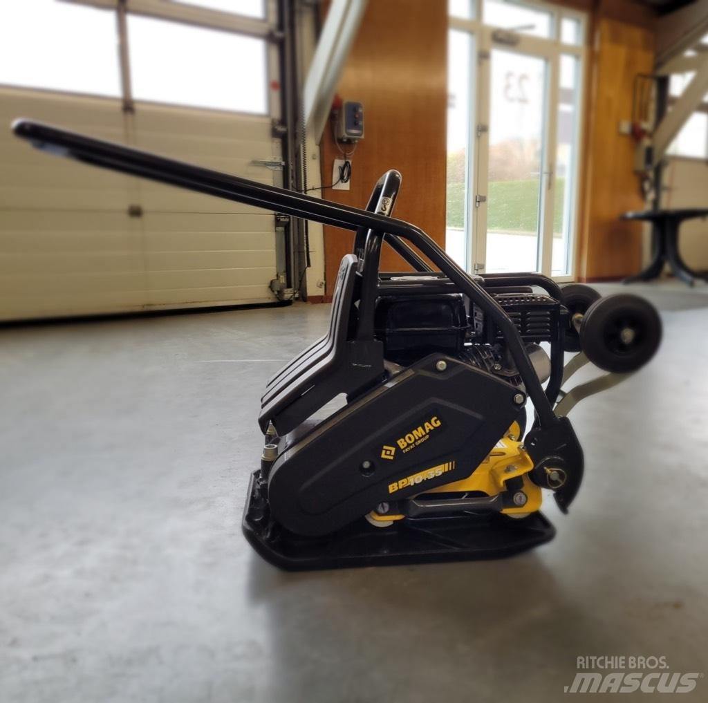 Bomag BP 10/35 Tärylevyt