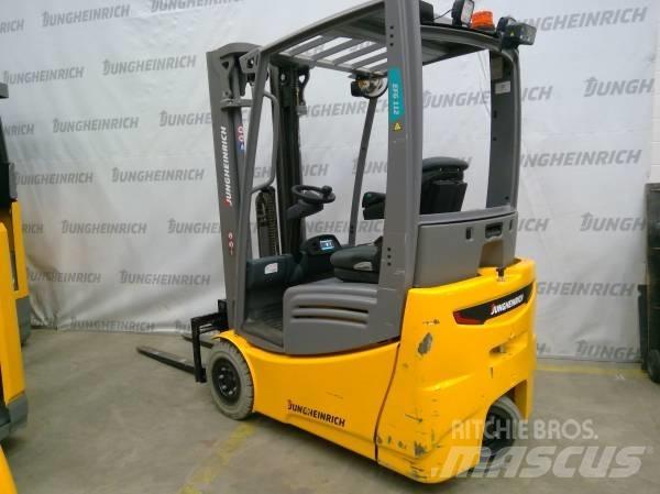 Jungheinrich EFG 112 Sähkötrukit