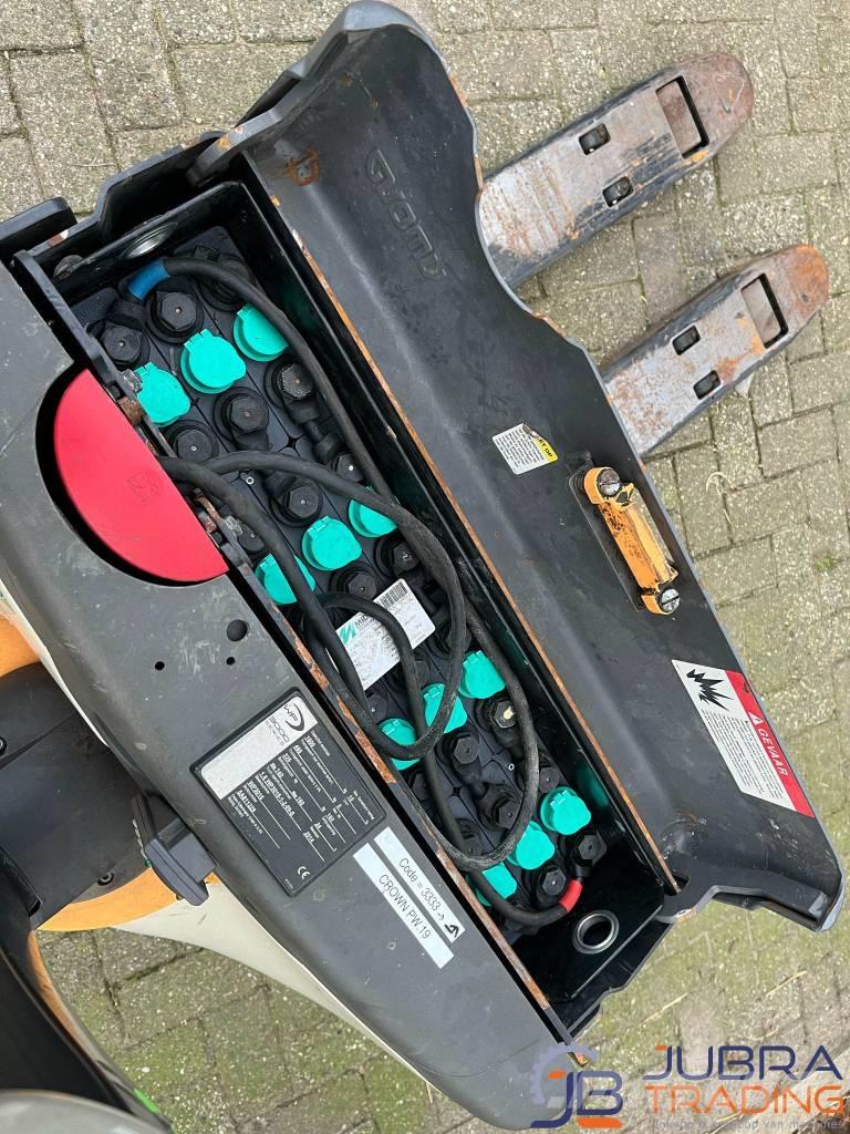 Crown Wp3015 Lavansiirtotrukit