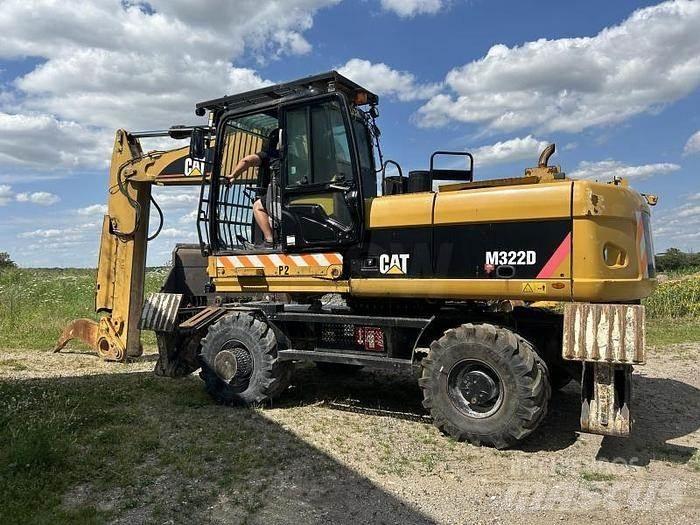 CAT M322D VAH Erikoiskaivinkoneet
