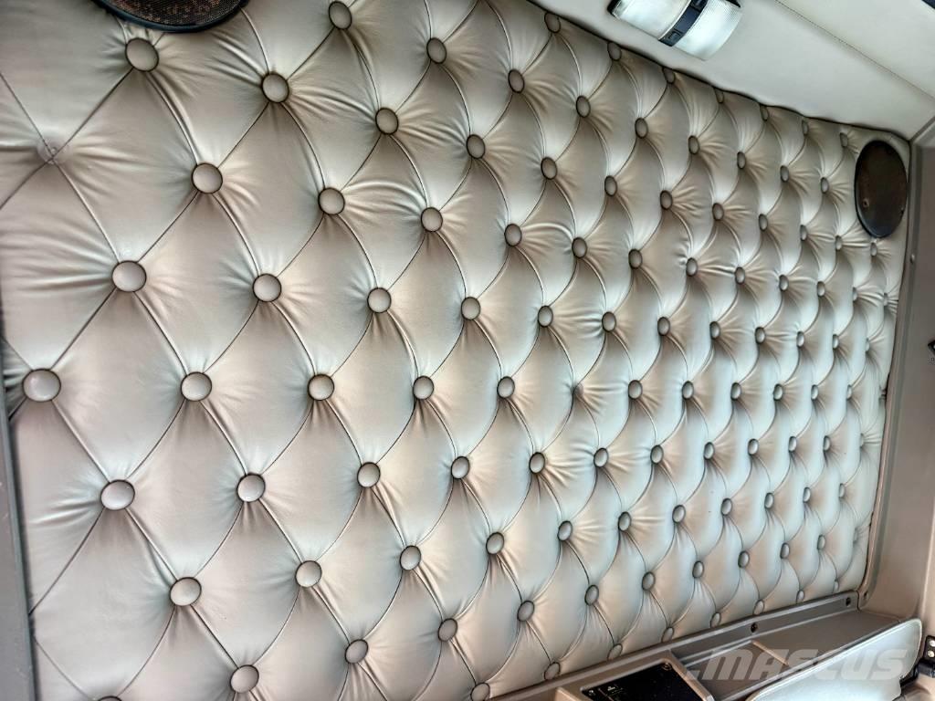 Kenworth W 900 Vetopöytäautot