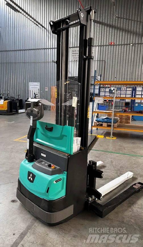 Mitsubishi SBP16N3S Käyden ajettavat pinoamistrukit