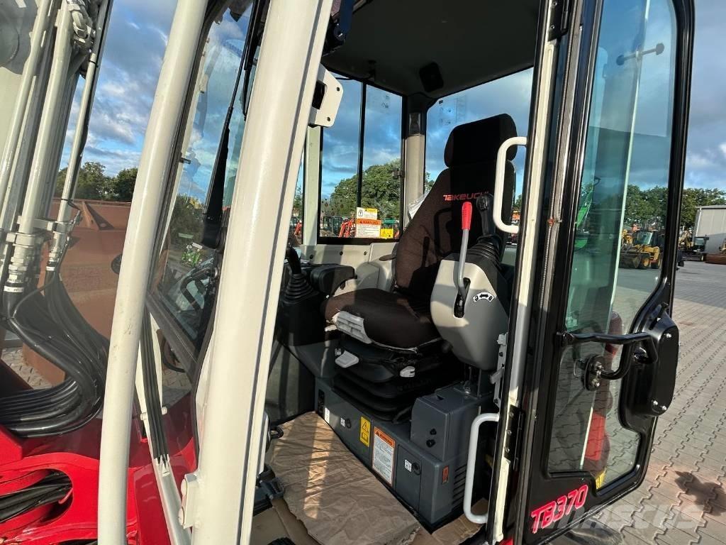 Takeuchi TB 370 Midikaivukoneet 7t - 12t