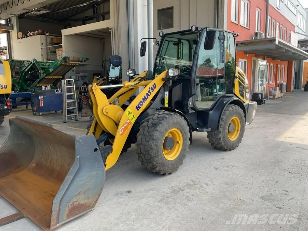 Komatsu WA 70 M-8 Pienkuormaajat