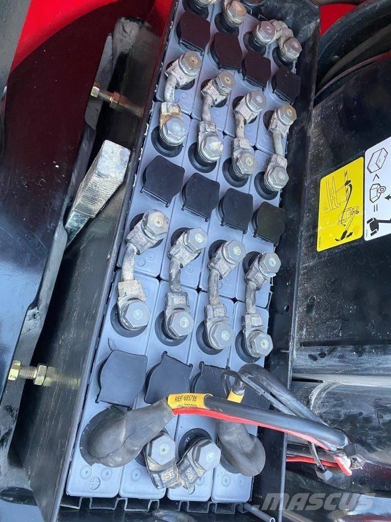 Manitou 100 VJR Henkilönostimet ja nostolaitteet