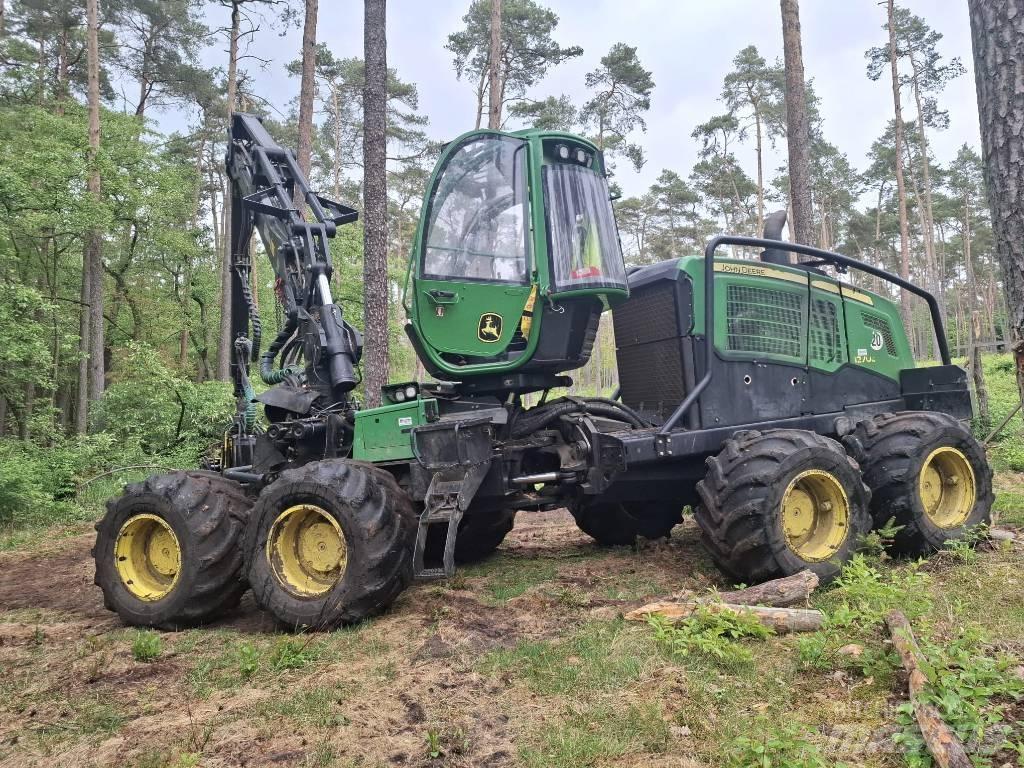 John Deere 1270 G Harvesterit
