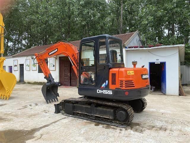 Doosan DH55 Minikaivukoneet < 7t
