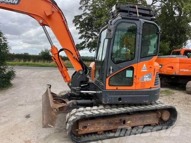 Doosan DX 85 R-3 Midikaivukoneet 7t - 12t