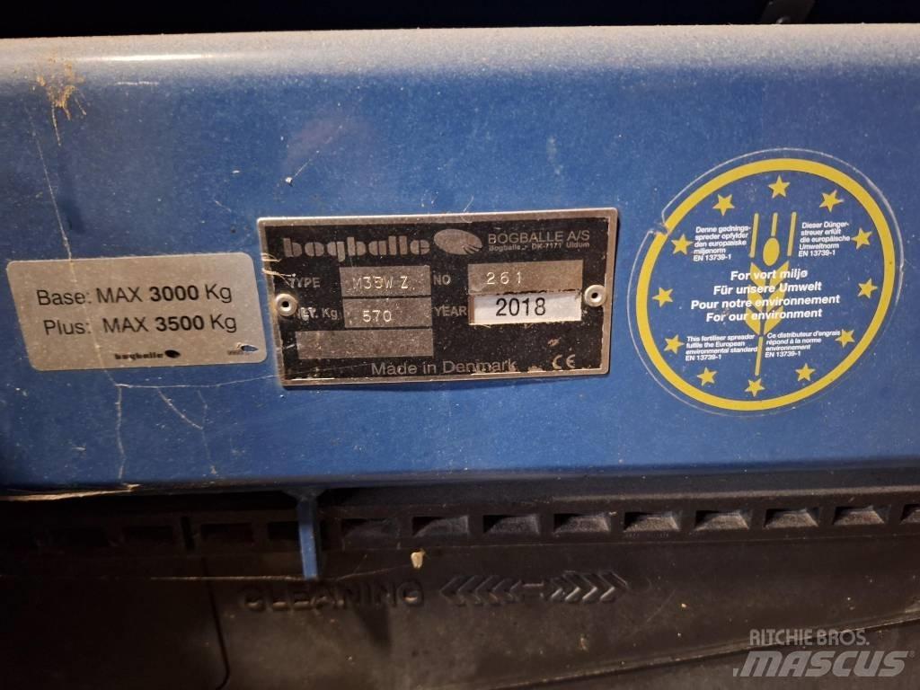 Bogballe M35W Lannoitteenlevittimet