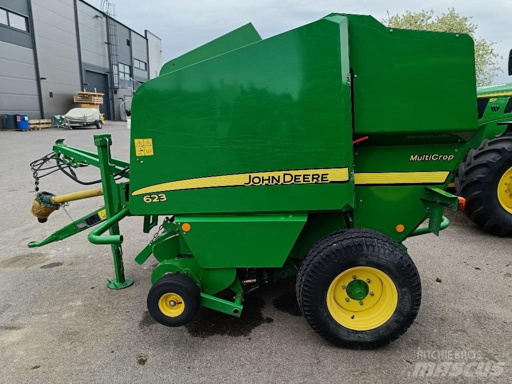 John Deere 623N Pyöröpaalaimet