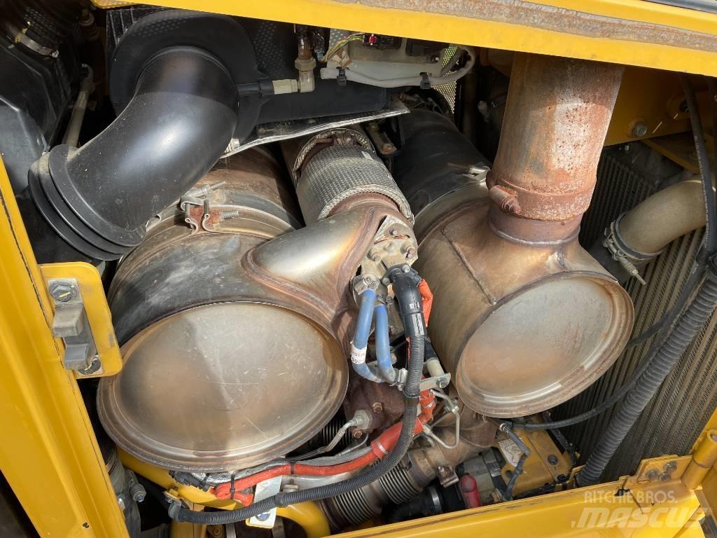 CAT D 6 T LGP EPA Telaketjupuskutraktorit
