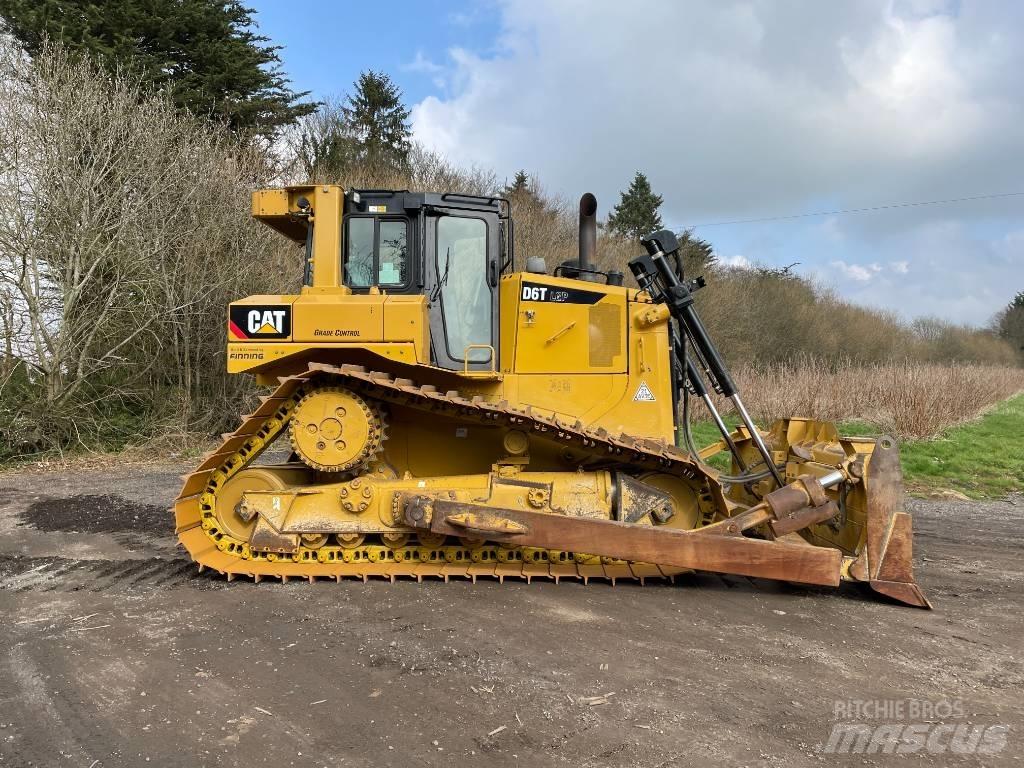 CAT D 6 T LGP EPA Telaketjupuskutraktorit