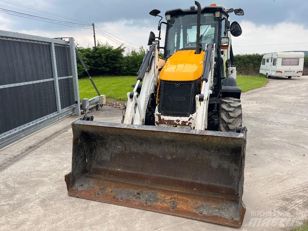 JCB 3CX Kaivurikuormaajat