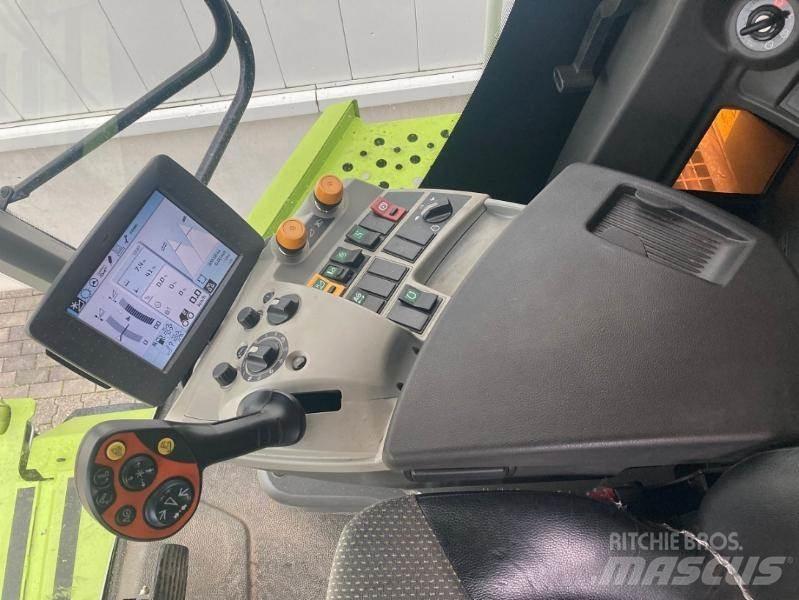 CLAAS LEXION 750 Leikkuupuimurit