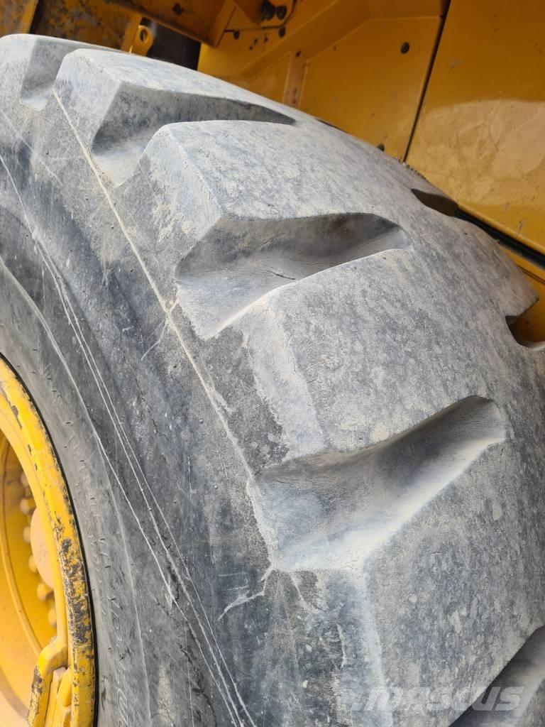 Volvo L 150 H Yksivalssijyrät