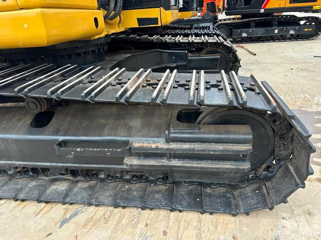 CAT 323GC Telakaivukoneet