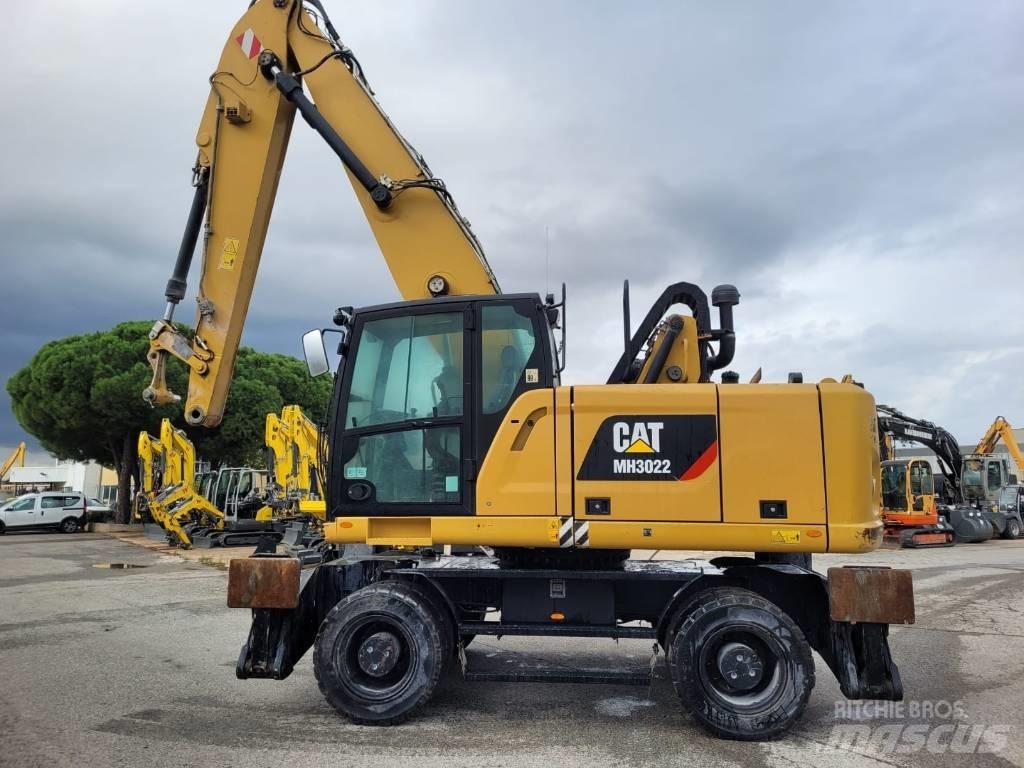 CAT mh3022 Pyöräkaivukoneet