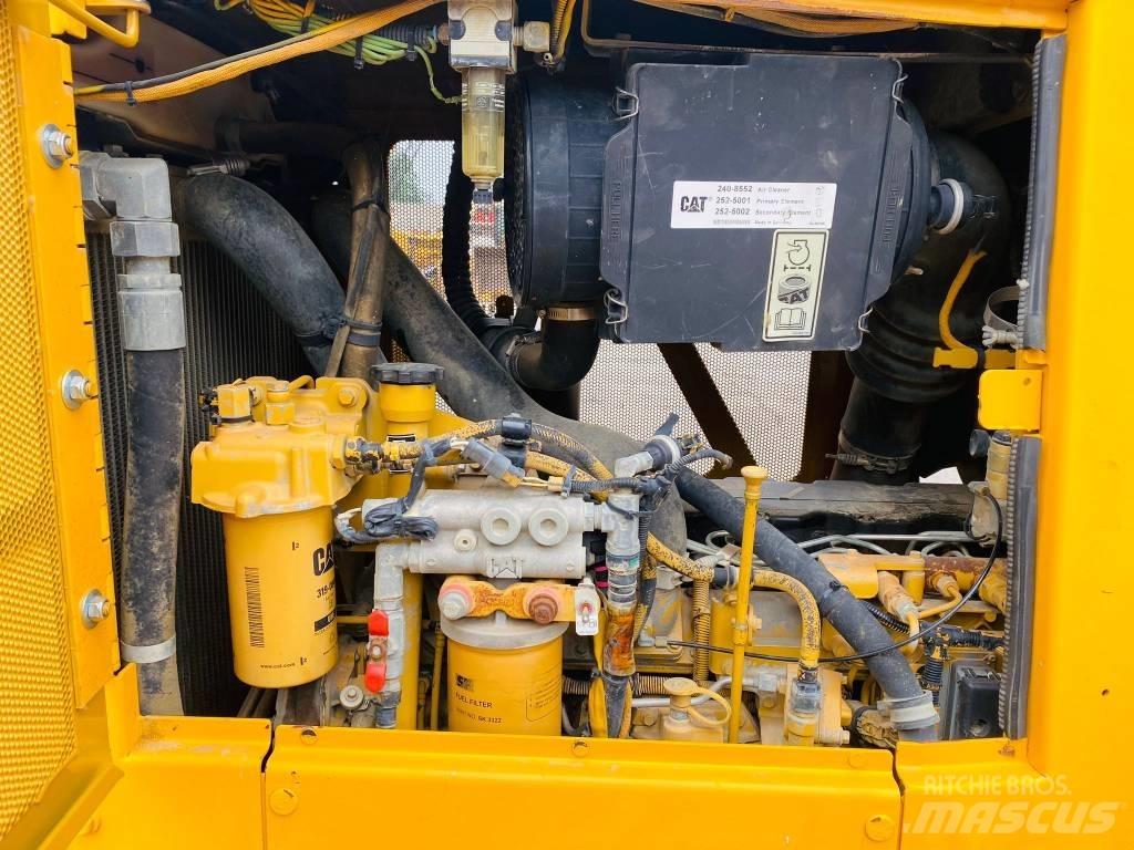 CAT D 6 K LGP Telaketjupuskutraktorit