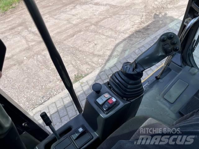 CAT M 315 D Pyöräkaivukoneet