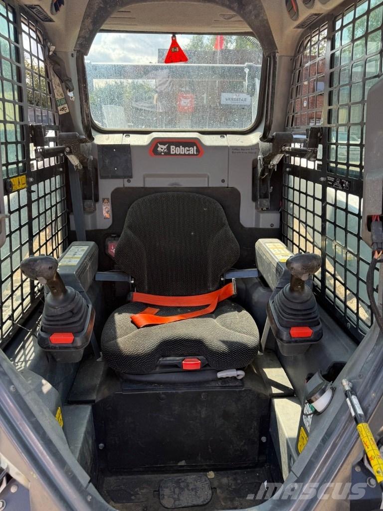 Bobcat T 76 Telakuormaajat