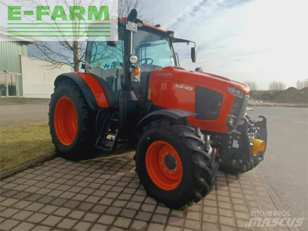 Kubota m6-122 Traktorit