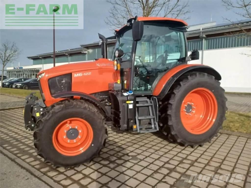 Kubota m6-122 Traktorit