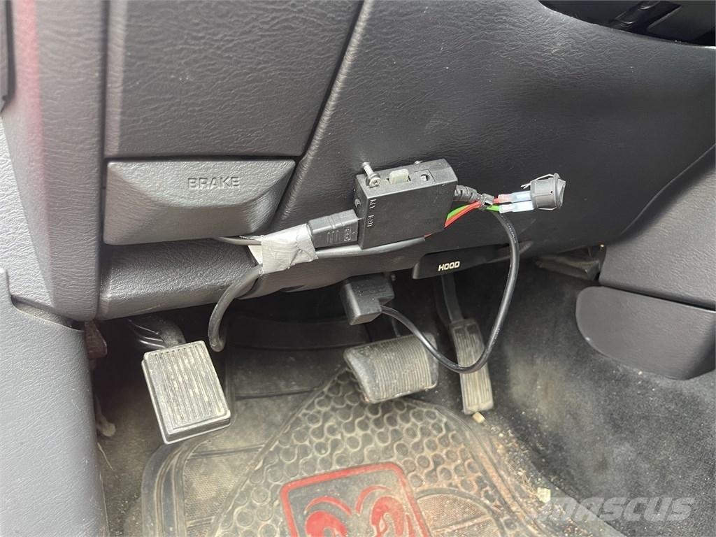 Dodge Ram 2500 Lava-autot