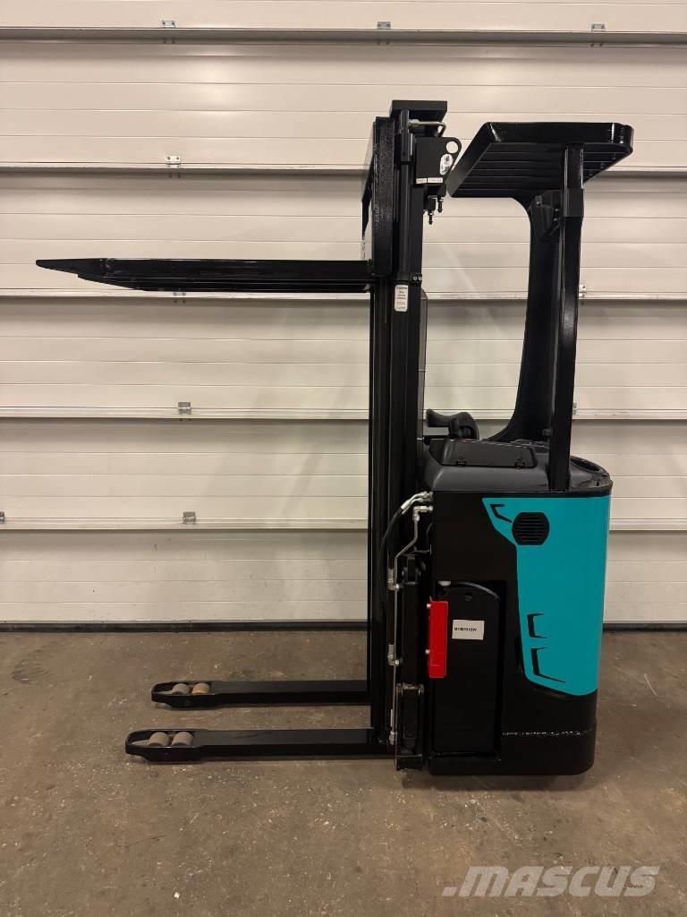 Mitsubishi SBR 12 N Ajettavat pinoamisvaunut