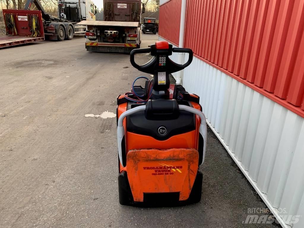 BT LPE 200 Lavansiirtotrukit ajotasolla