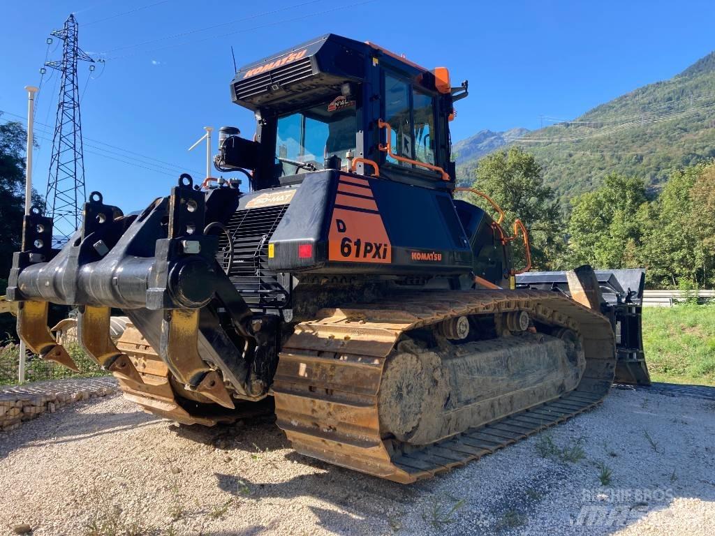Komatsu D61PXI-24E0 Telaketjupuskutraktorit