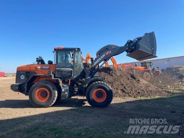 Doosan DL 200 Pyöräkuormaajat