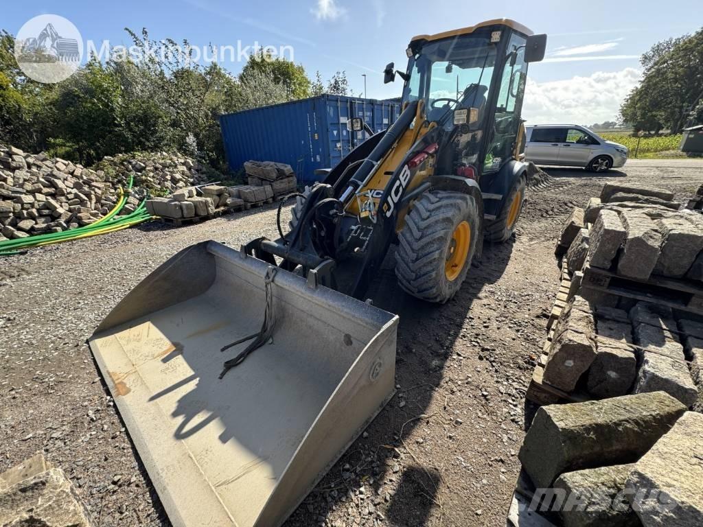 JCB 409 Pyöräkuormaajat