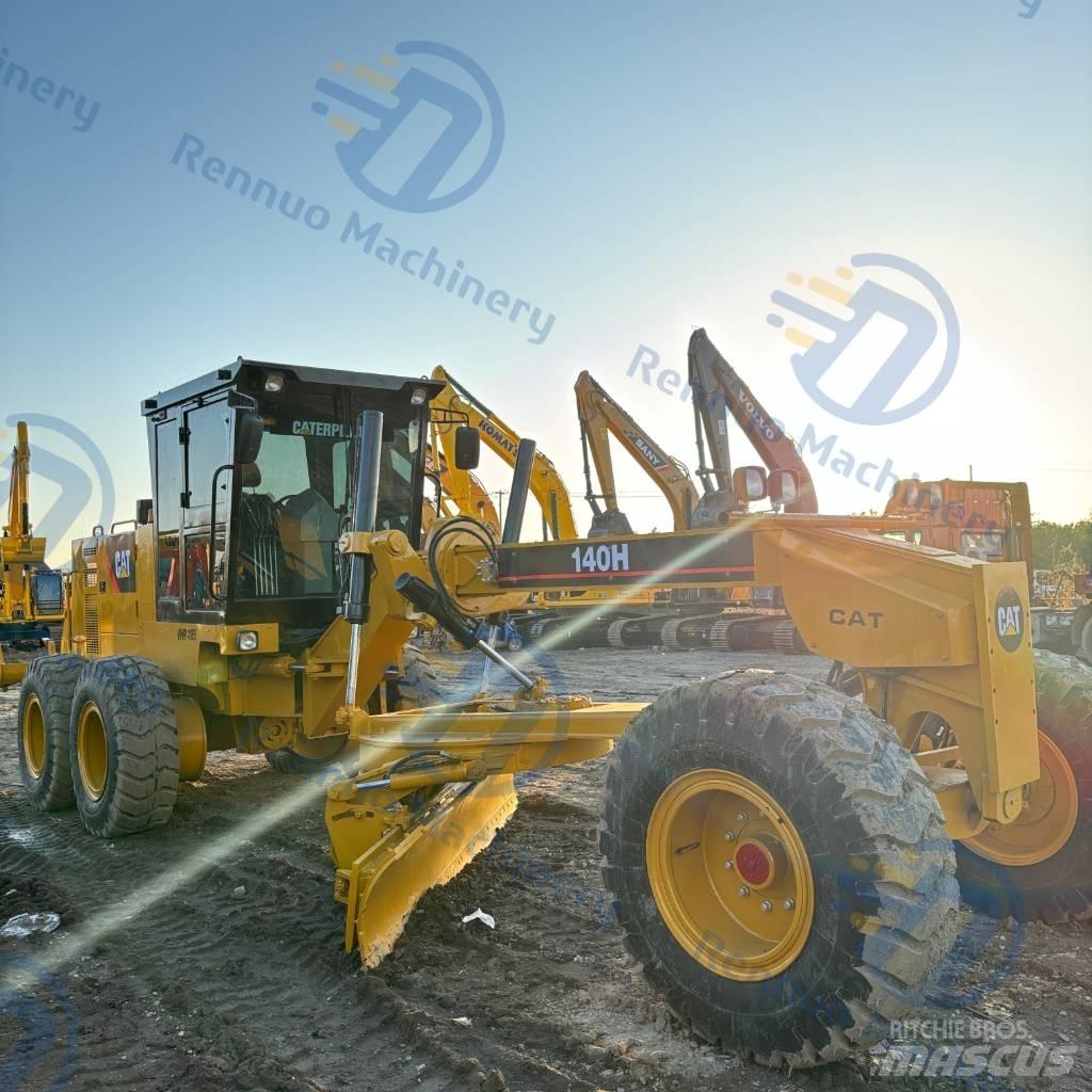 CAT 140H Tiehöylät