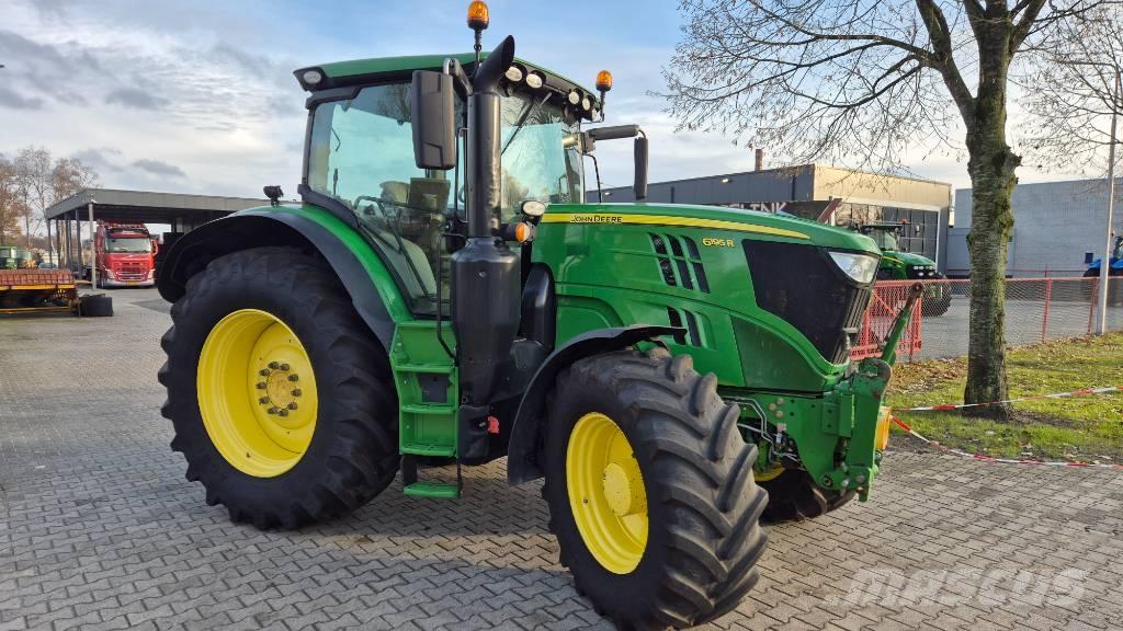 John Deere 6195 R Traktorit