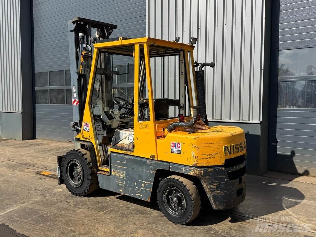 Nissan WGF03A45U Muut haarukkatrukit