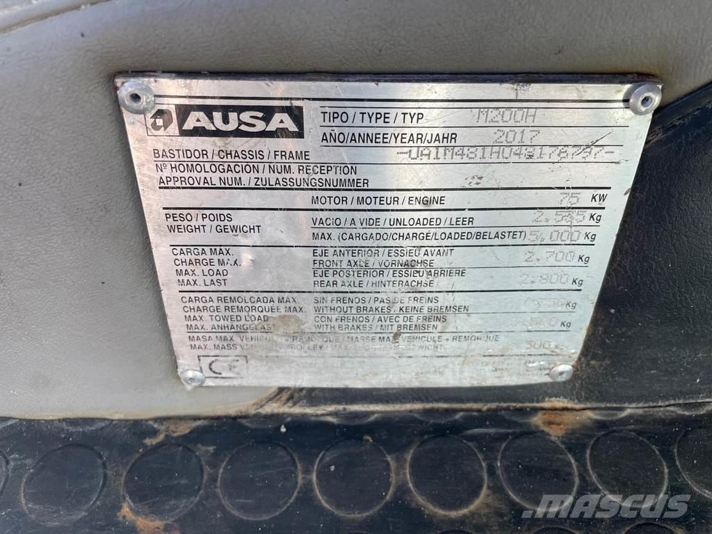 Ausa M200H 4X4 Taajamakoneet