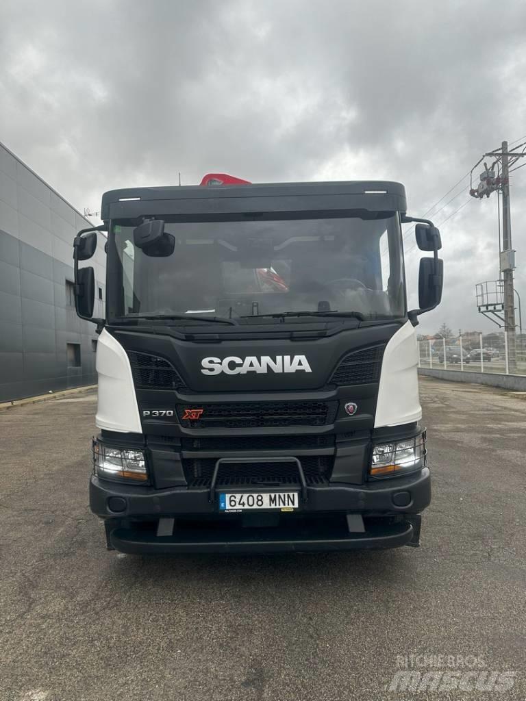 Scania P 370 Nosturiautot