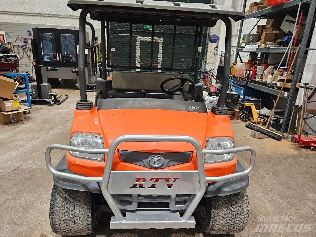 Kubota RTV 900 Pienet kuormainlaitteet