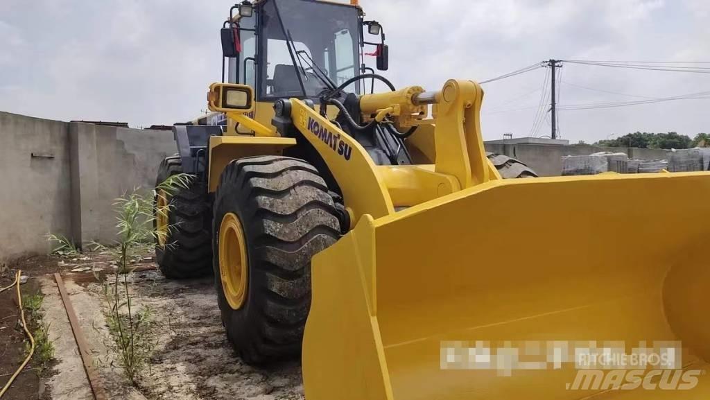 Komatsu WA 470 Pyöräkuormaajat
