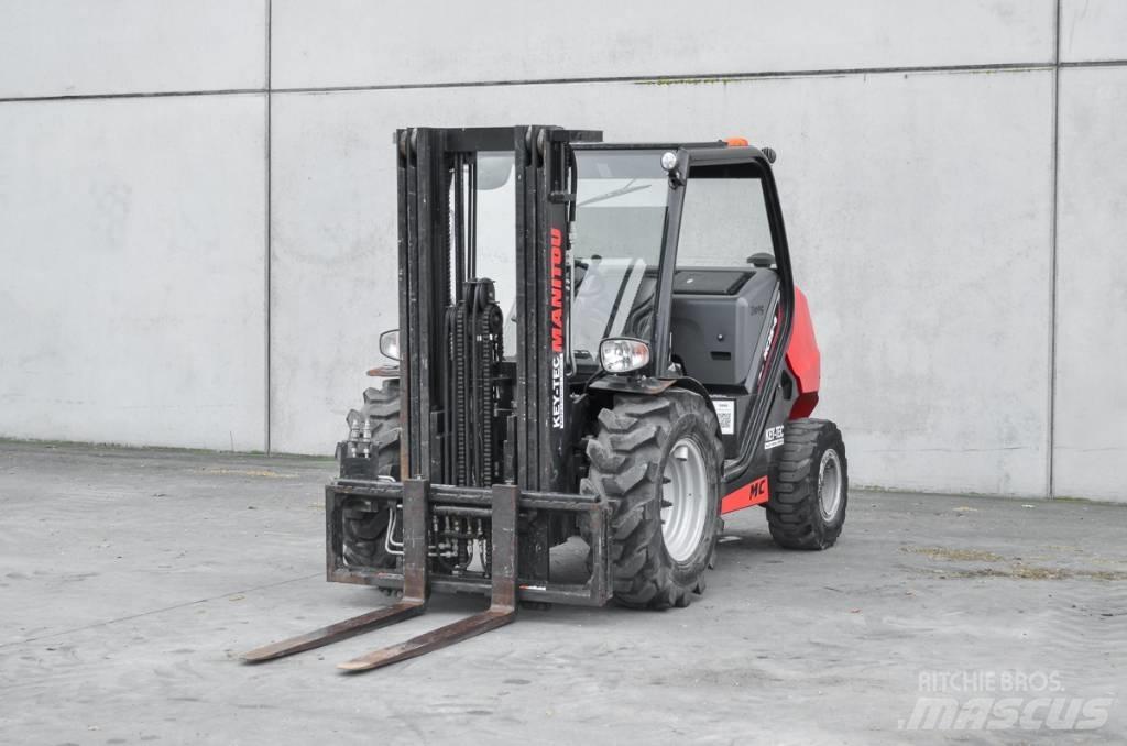 Manitou MC 25-4 D Dieseltrukit