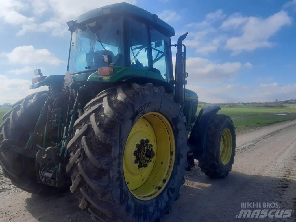 John Deere 7800 Traktorit