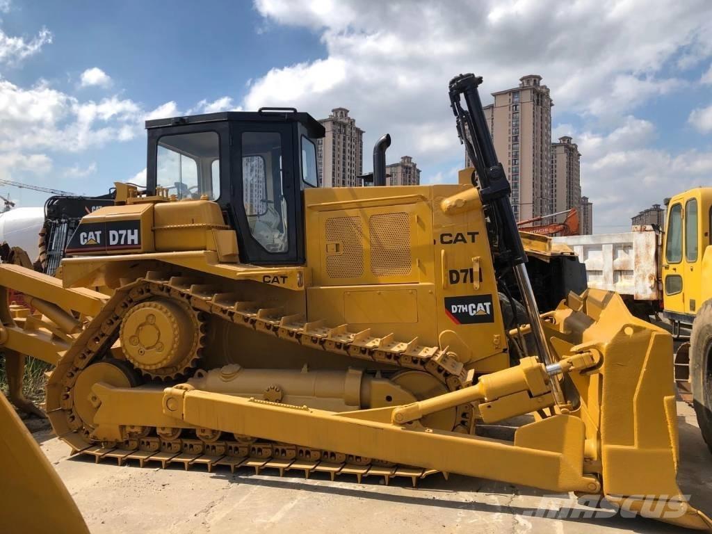 CAT D 7 H Telaketjupuskutraktorit