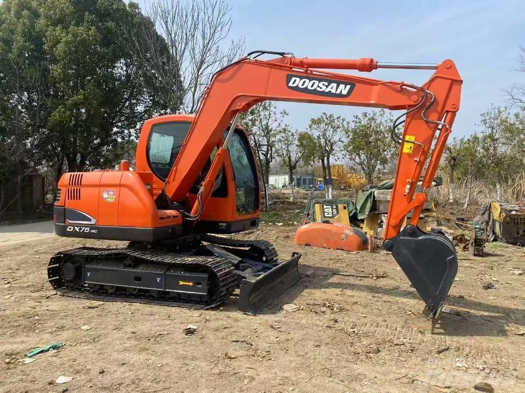 Doosan DX 75-9 C Midikaivukoneet 7t - 12t