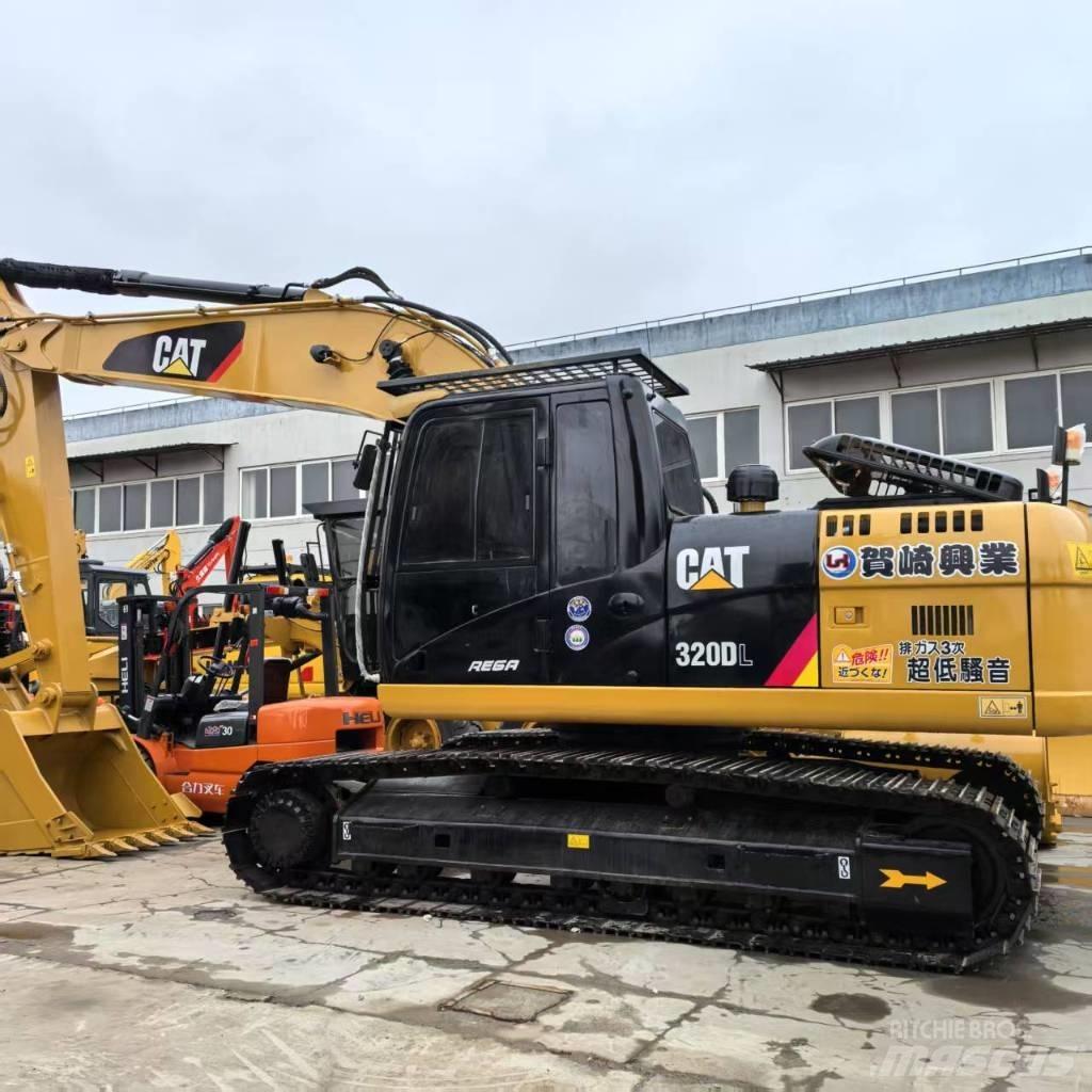 CAT 320 D L Telakaivukoneet