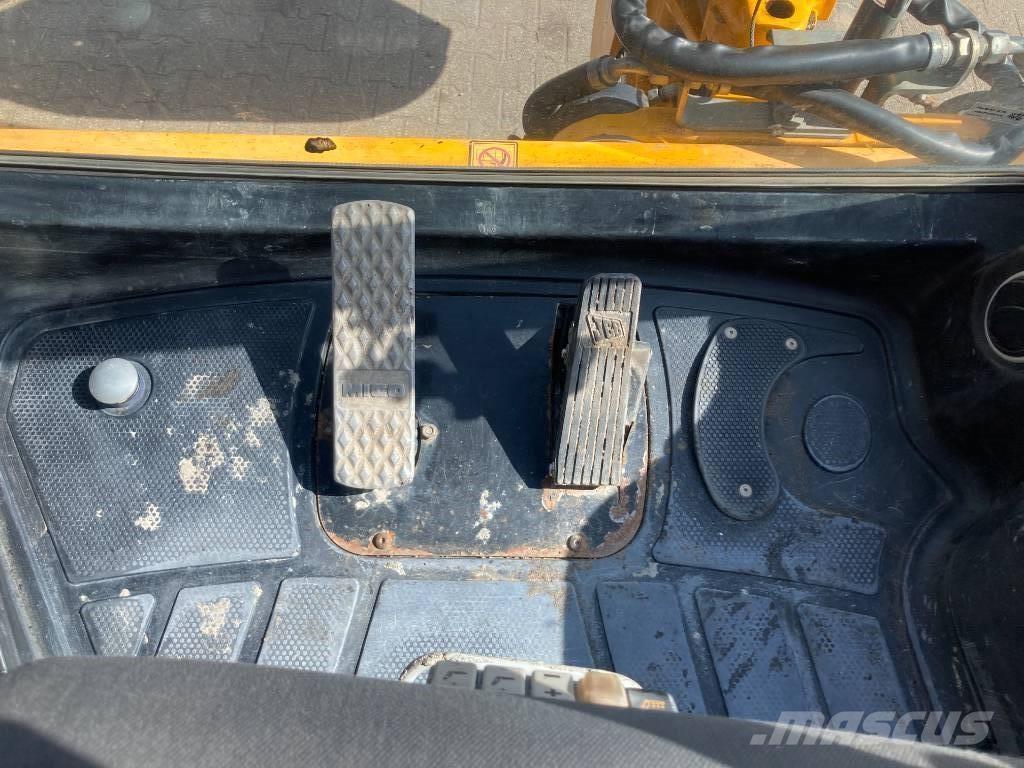 JCB 4 CX Super Kaivurikuormaajat