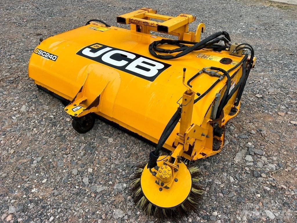 JCB SC 240 Harjat / harjakauhat