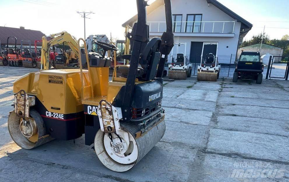 CAT CB 224 E Tandemjyrät